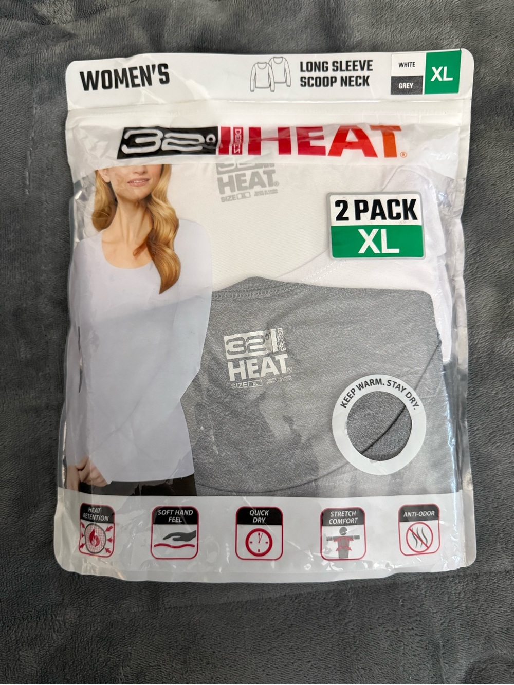 32° Heat Women's Long Sleeve Scoop Neck 2-Pack - White & Gray XL